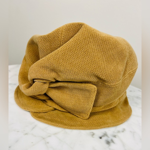 Tan Knit Cloche Hat - Picture 4 of 9